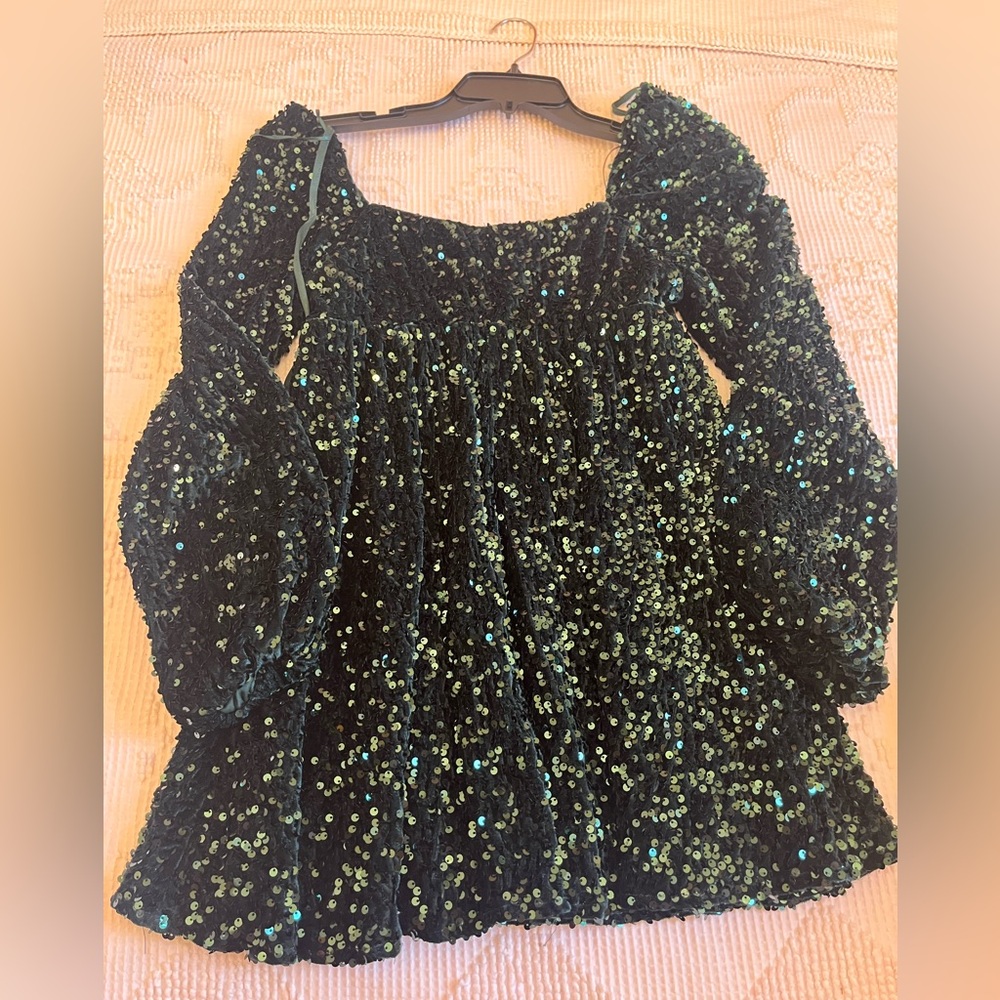 Altar'd State Dark Green Sequined Puff-Sleeve Tunic